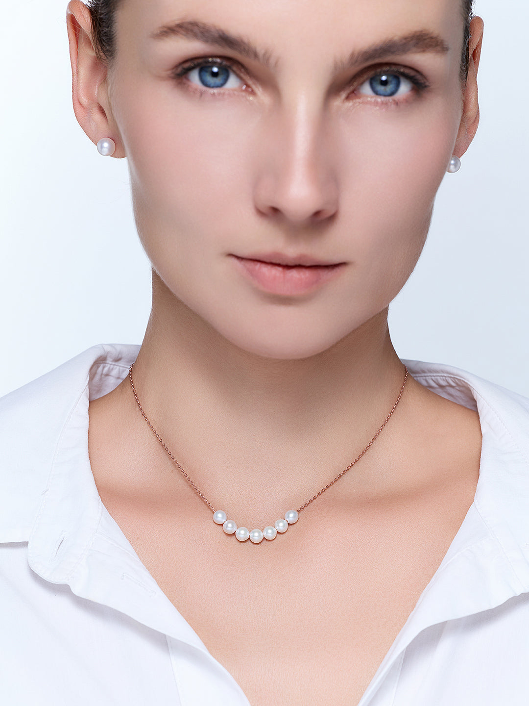 Collier élégant en perles d&