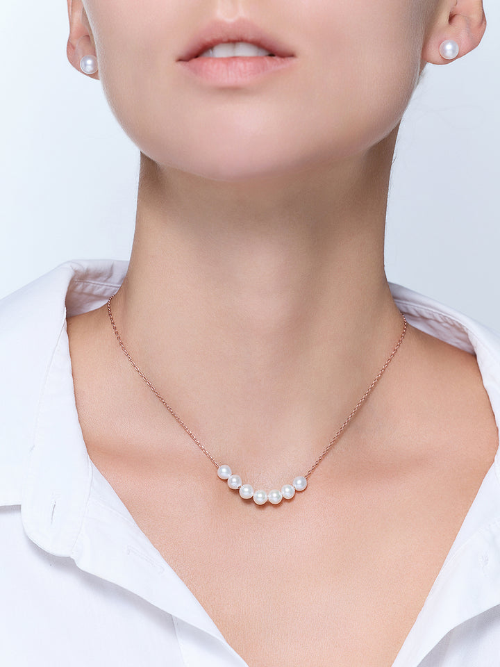 Collier élégant en perles d&