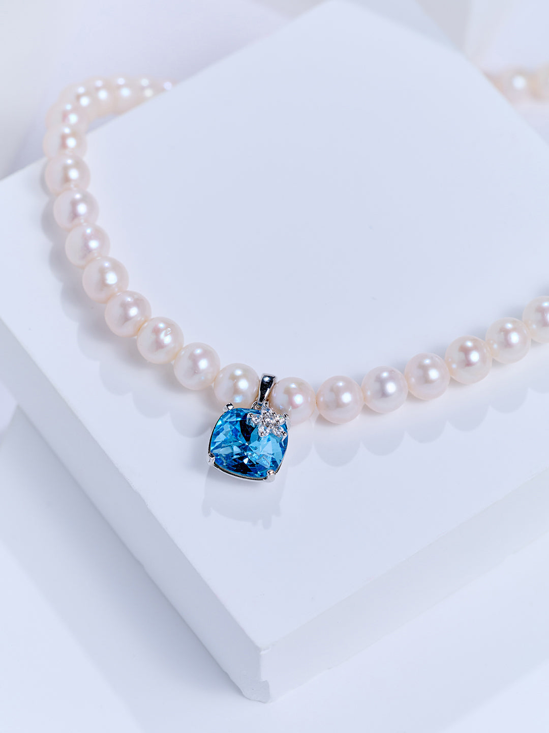 Elegant Freshwater Pearl Necklace WN00962 | OCEAN STAR