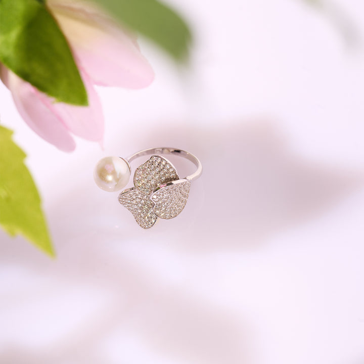 Elegant Freshwater Pearl Ring WR00036 | GARDENS