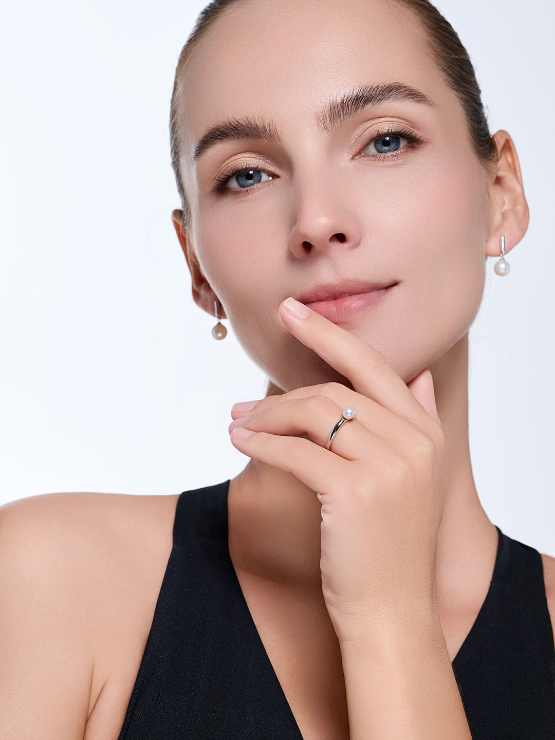Elegante anello con perla d&