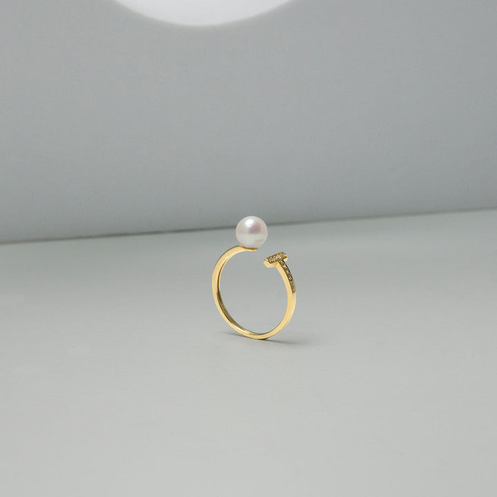 18k Diamond Akoya Pearl Ring KR00086 - PEARLY LUSTRE