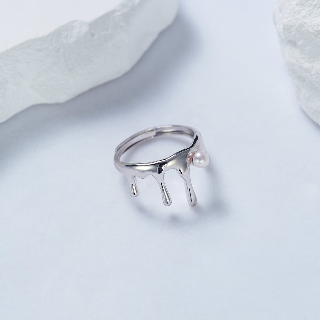 Top Grade Freshwater Pearl Ring WR00239 | FLUID - PEARLY LUSTRE