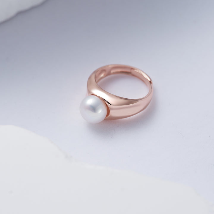 Top Grade Freshwater Pearl Ring WR00260 | FLUID - PEARLY LUSTRE