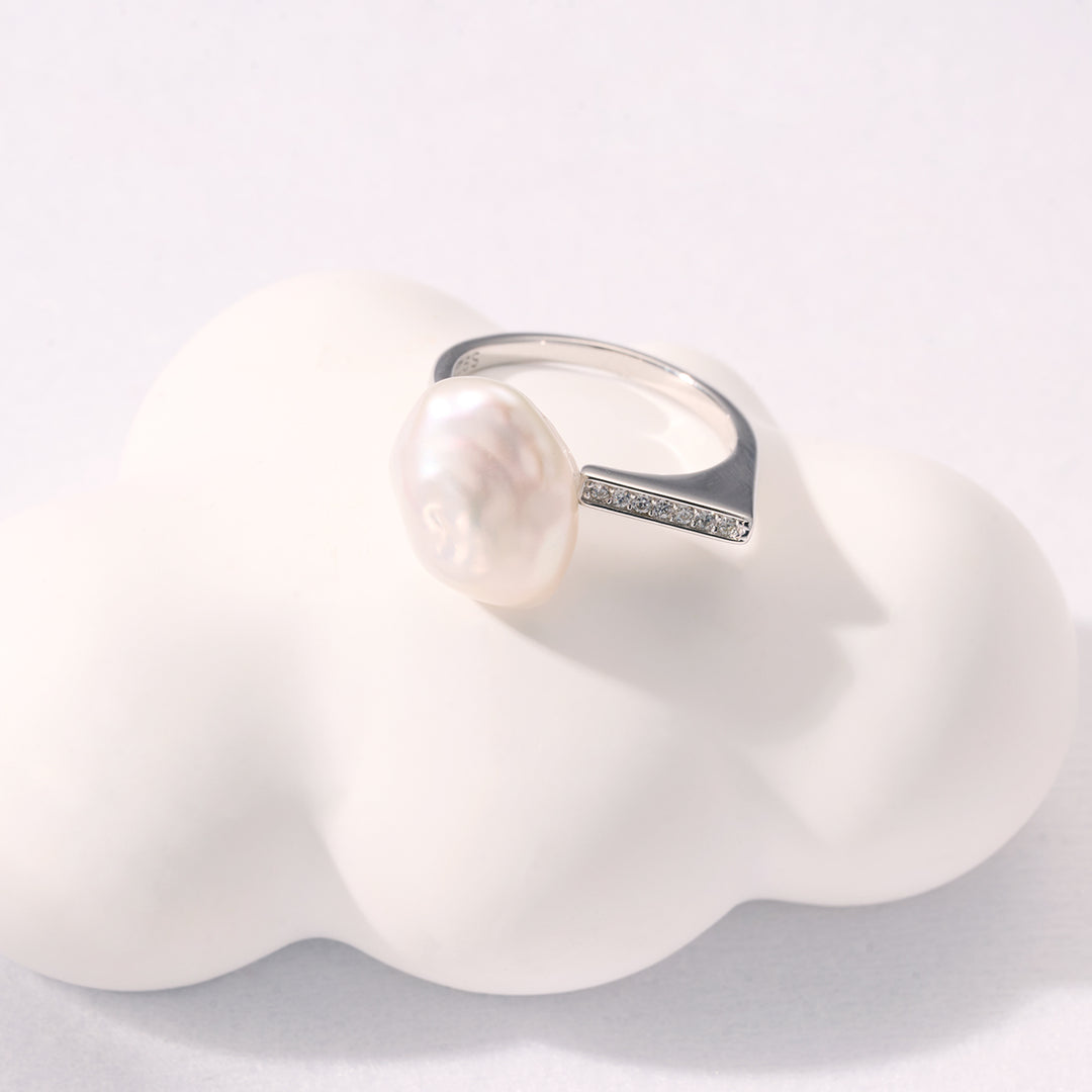 Anello con perla d'acqua dolce barocca WR00300 | NUVOLA