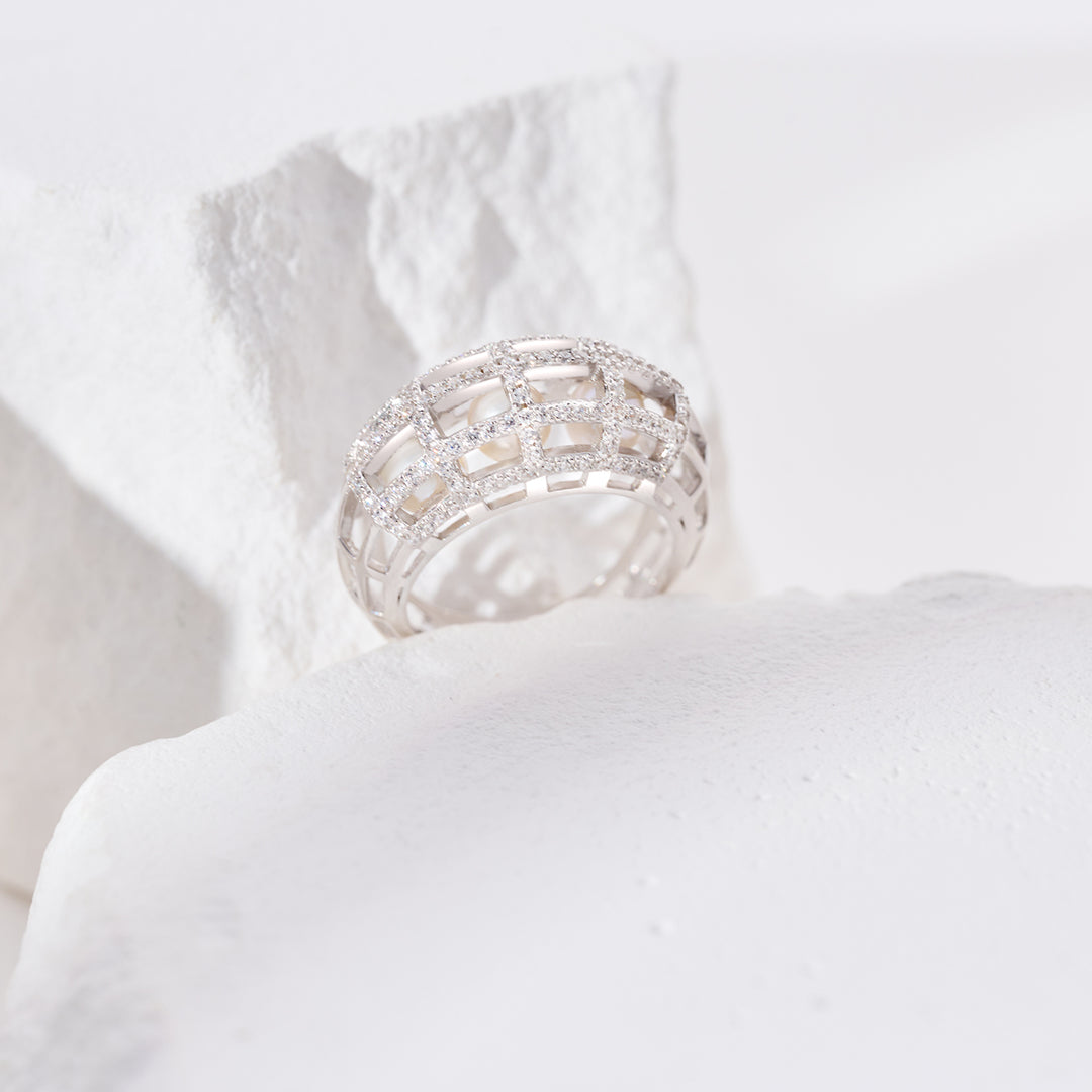 Top Grade Freshwater Pearl Ring WR00372 | WATERFALL - PEARLY LUSTRE
