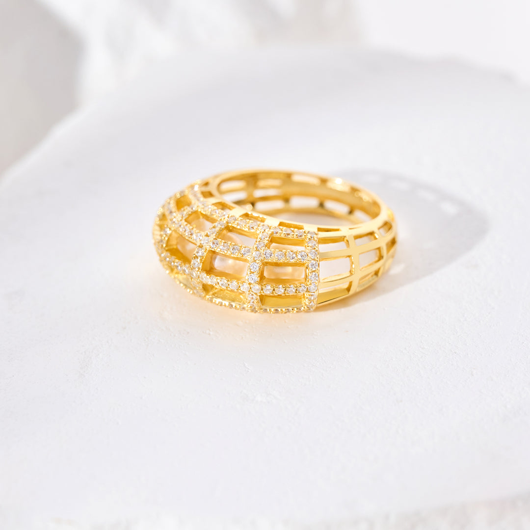 Top Grade Freshwater Pearl Ring WR00376 | WATERFALL - PEARLY LUSTRE