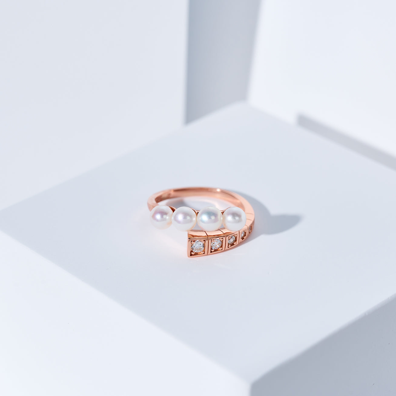 Top Grade Freshwater Pearl Ring WR00411 | WATERFALL