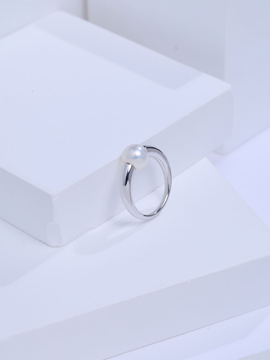 Top Grade Freshwater Pearl Ring WR00473