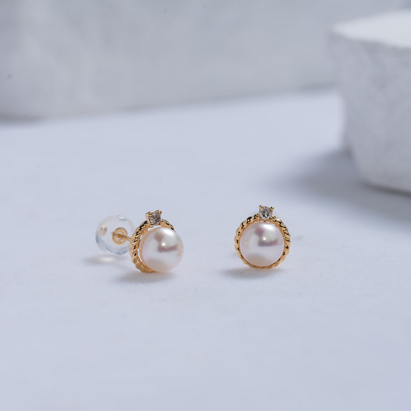 18K Solid Gold Diamond Akoya Hanadama Pearl Earrings KE00118 - PEARLY LUSTRE
