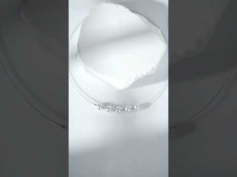 Collier en perles d'Akoya bleu argent en or massif 18 carats KN00310