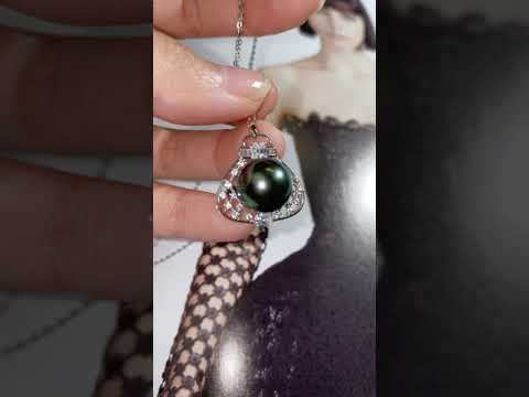 Collana di perle di Tahiti d'acqua salata in oro massiccio 18 carati KN00157
