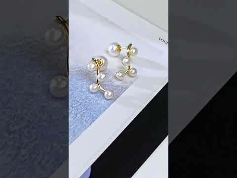 Pendientes elegantes de perlas de agua dulce WE00640