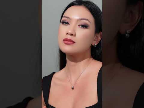 Tahitian Pearl Necklace & Earrings Set WS00131