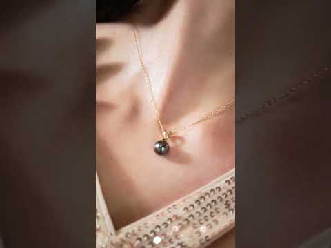 Collana di perle di Tahiti di acqua salata in oro massiccio 18 carati KN00173