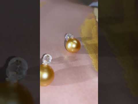 Orecchino di perle dorate dei Mari del Sud con diamanti in oro 18 carati KE00131