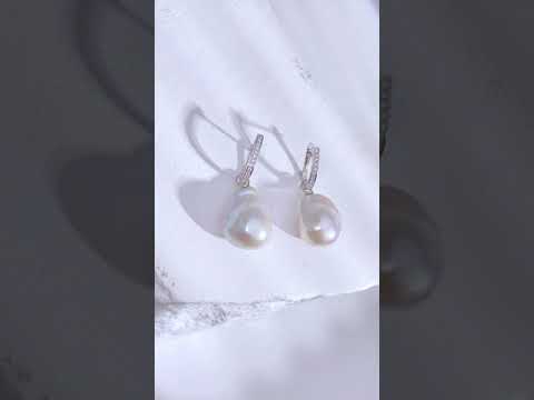 18K Gold Elegant Baroque Pearl Earrings KE00095