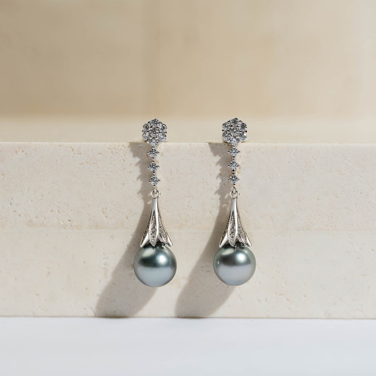 Elegant Tahitian Pearl Earrings WE00415 - PEARLY LUSTRE