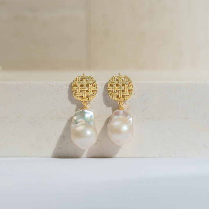 Elegant Baroque Pearl Earrings WE00416 - PEARLY LUSTRE