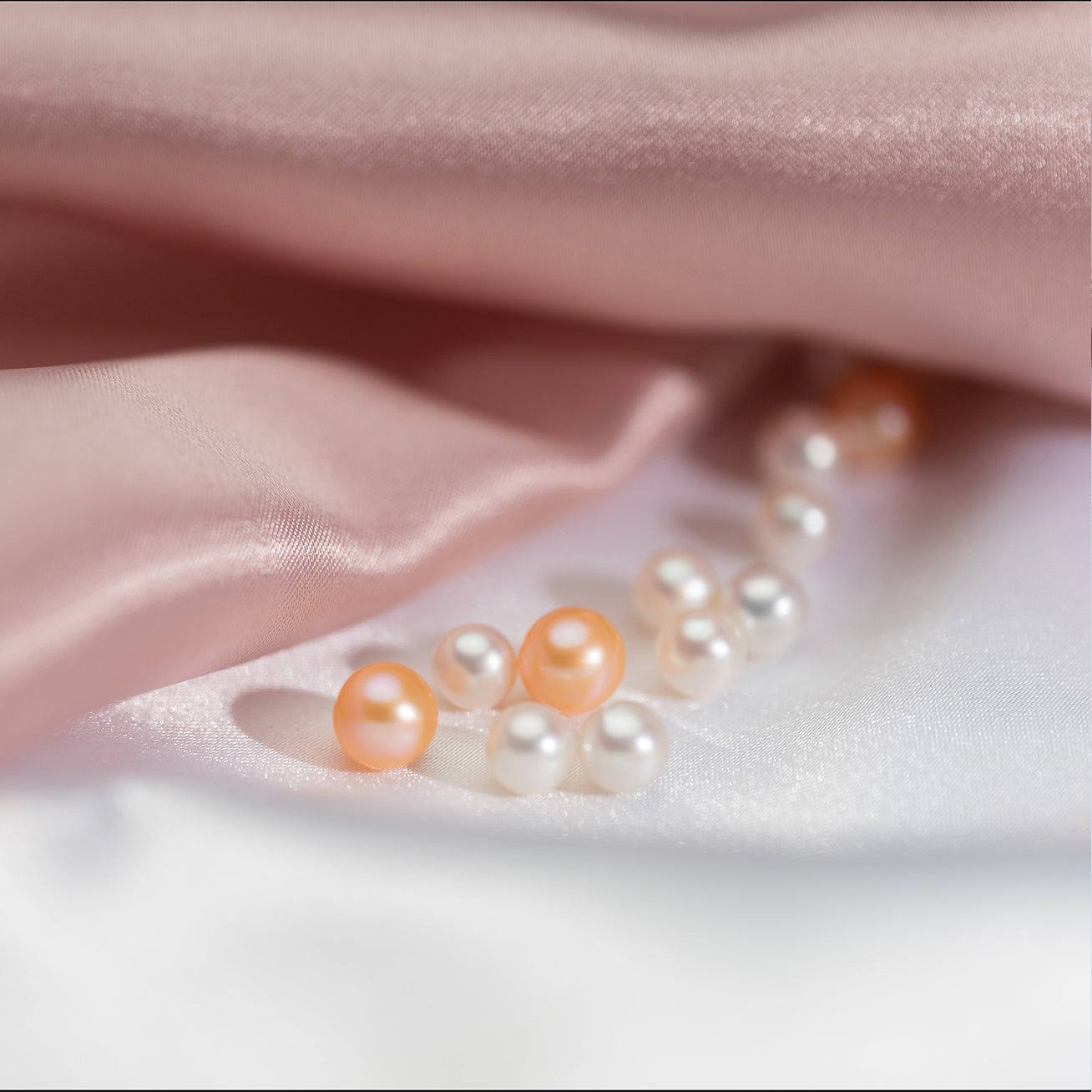 Top Grade Round Pink Freshwater Pearl WA00004 - PEARLY LUSTRE
