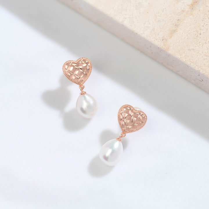 New Yorker Freshwater Pearl Earrings WE00489 - PEARLY LUSTRE