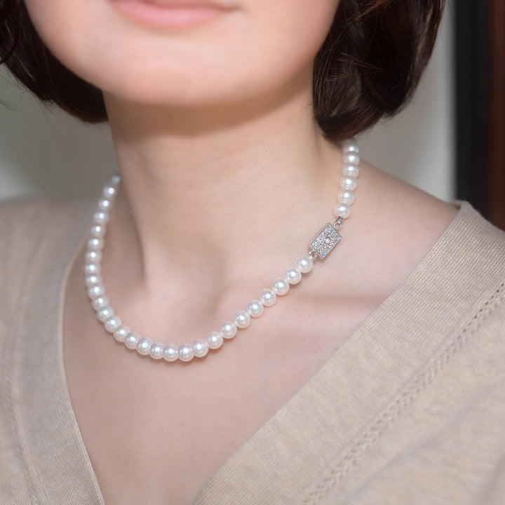 Asian Civilisations Museum Freshwater Pearl Necklace WN00398 | New Yorker Collection - PEARLY LUSTRE