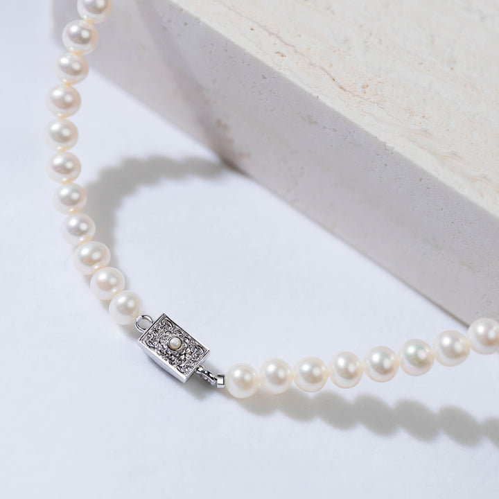 Asian Civilisations Museum Freshwater Pearl Necklace WN00398 | New Yorker Collection - PEARLY LUSTRE