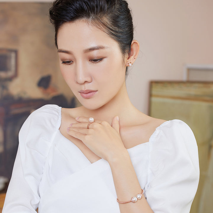 Asian Civilisations Museum Freshwater Pearl Ring WR00097 | New Yorker Collection - PEARLY LUSTRE
