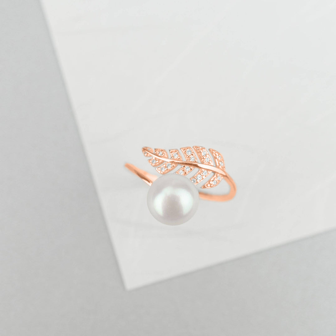Elegant Freshwater Pearl Ring WR00140 | GARDENS - PEARLY LUSTRE
