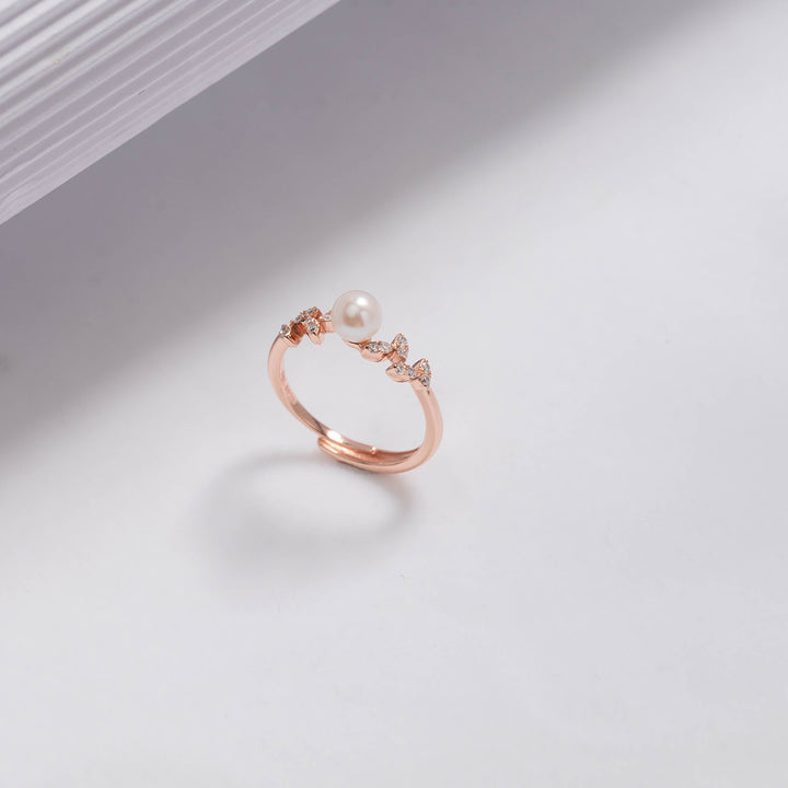 Elegant Freshwater Pearl Ring WR00205 - PEARLY LUSTRE