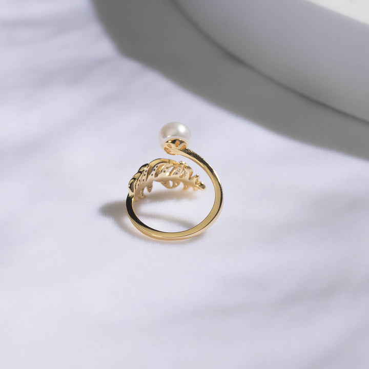 Elegant Freshwater Pearl Ring WR00207 | GARDENS - PEARLY LUSTRE