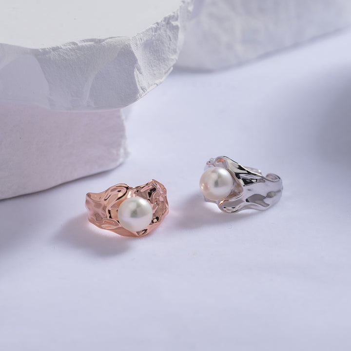 New Yorker Freshwater Pearl Ring WR00211 - PEARLY LUSTRE