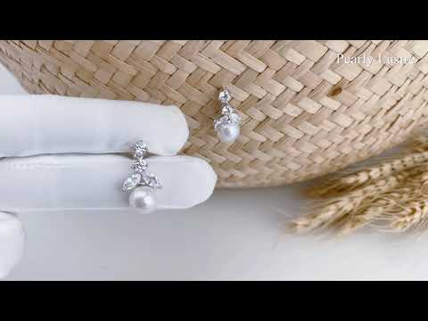 Pearly Lustre Elegant Freshwater Pearl Earrings WE00054 Product Video