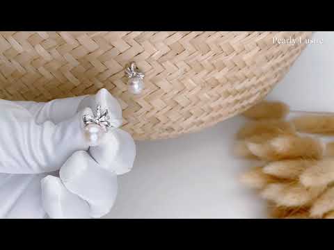 Pearly Lustre Elegant Freshwater Pearl Earrings WE00049 Product Video