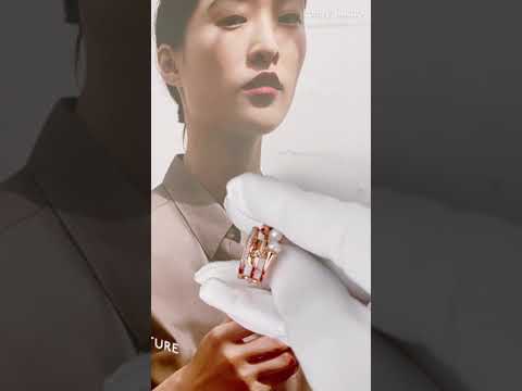 Pearly Lustre New Yorker Freshwater Pearl Ring WR00013 Product Video