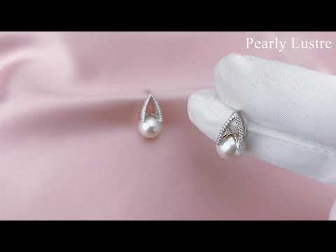 Pearly Lustre Elegant Freshwater Pearl Earrings WE00162 Product Video