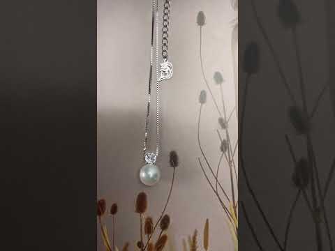 Elegante collar de perlas semiredondas de agua dulce WN00495