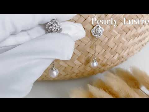 Pearly Lustre Elegant Freshwater Pearl Earrings WE00080 Product Video