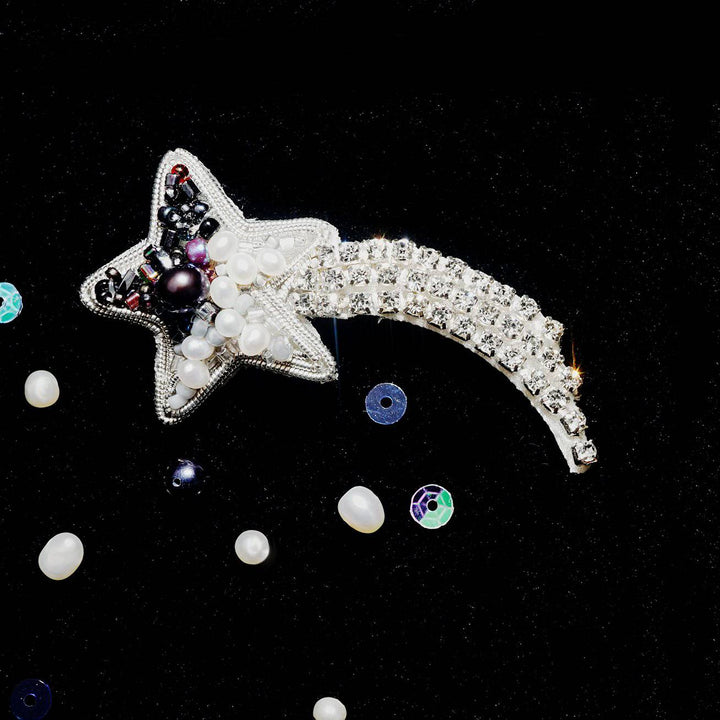 Passion for Life French Embroidery Freshwater Pearl Brooch WC00017 - PEARLY LUSTRE