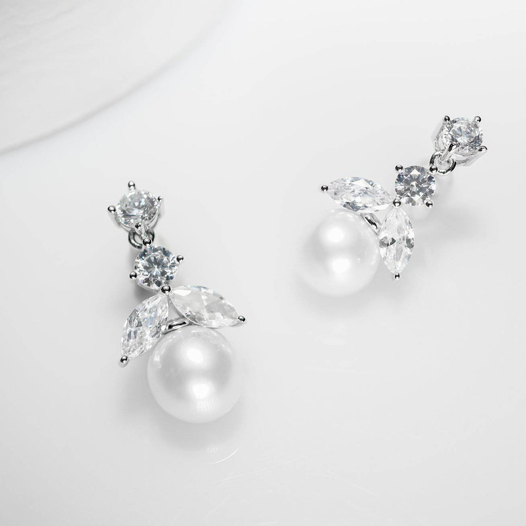 Elegant Freshwater Pearl Earrings WE00054 - PEARLY LUSTRE