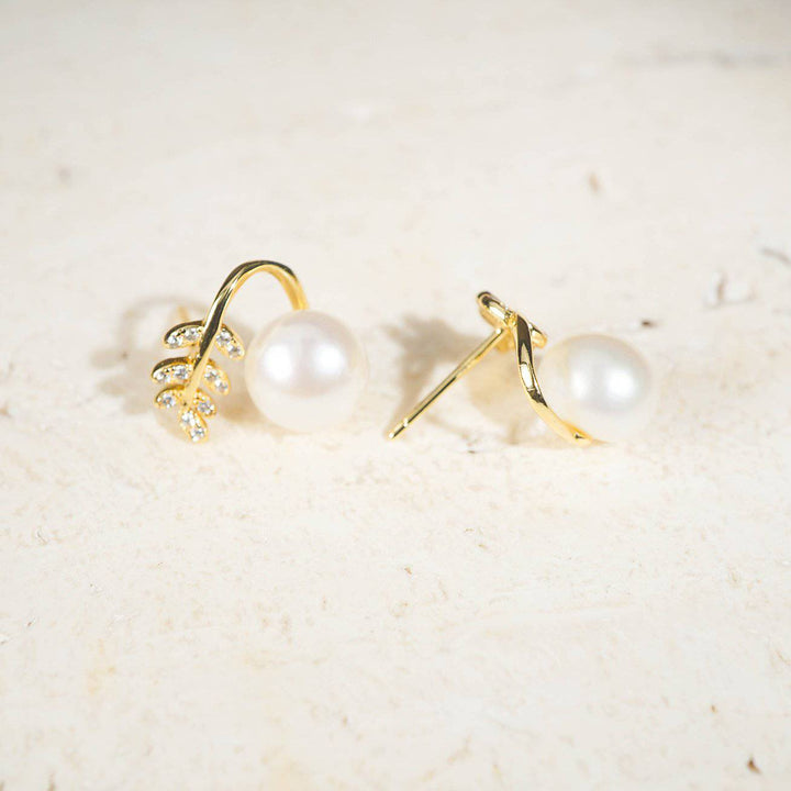 Elegant Freshwater Pearl Earrings WE00200 | GARDENS - PEARLY LUSTRE