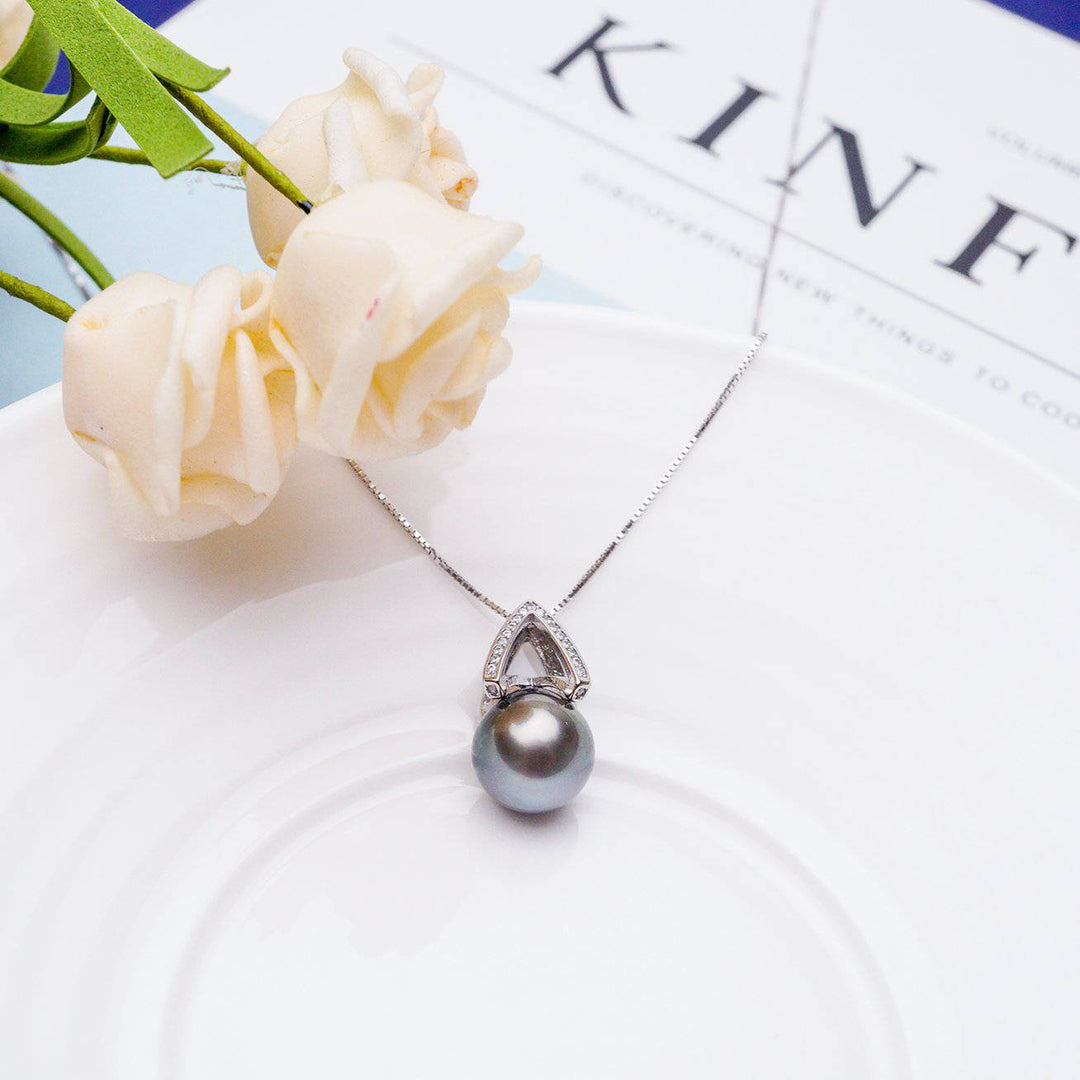 Elegant Tahitian Pearl Necklace WN00073 - PEARLY LUSTRE