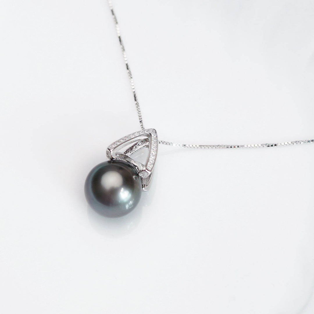 Elegant Tahitian Pearl Necklace WN00073 - PEARLY LUSTRE