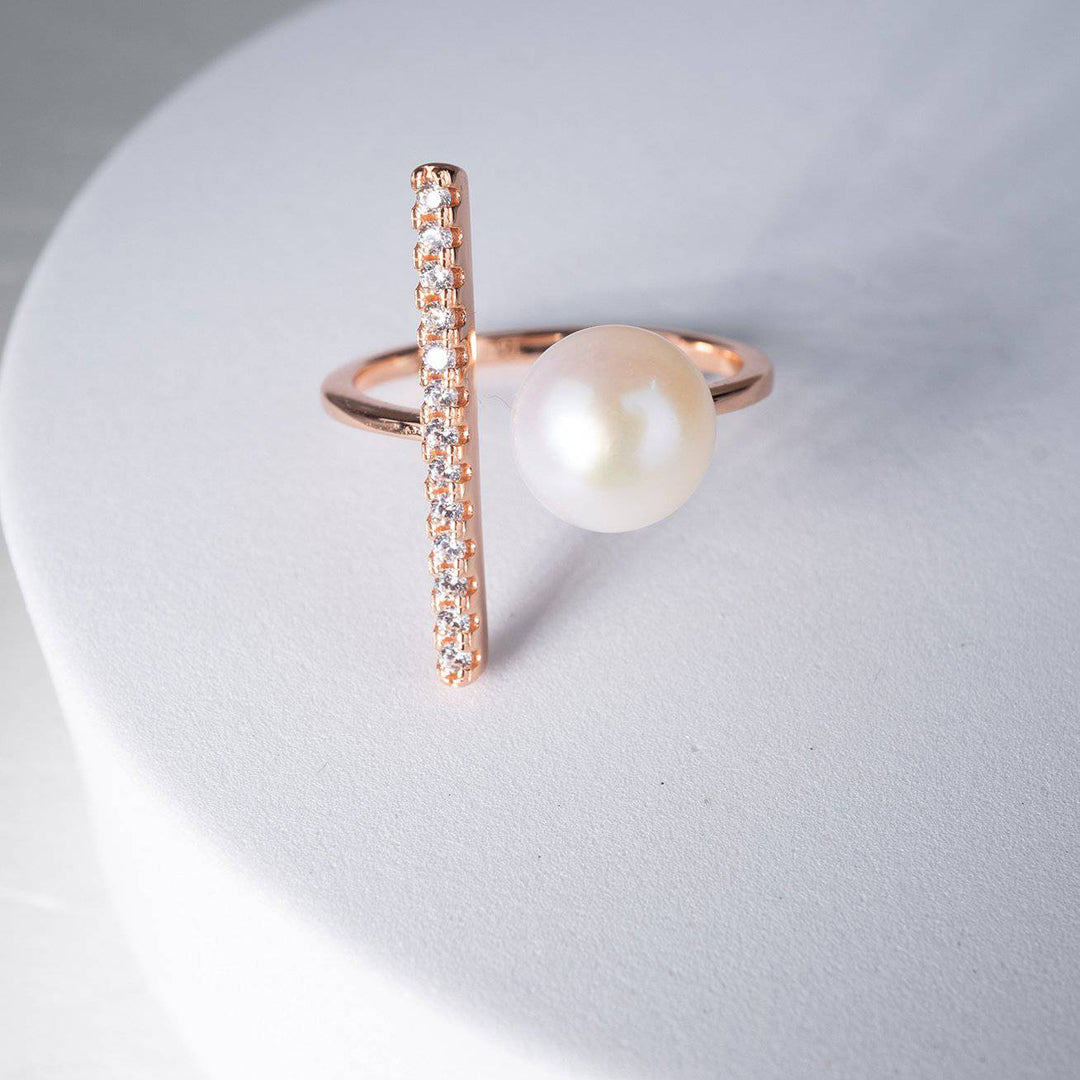 New Yorker Freshwater Pearl Ring WR00060 - PEARLY LUSTRE